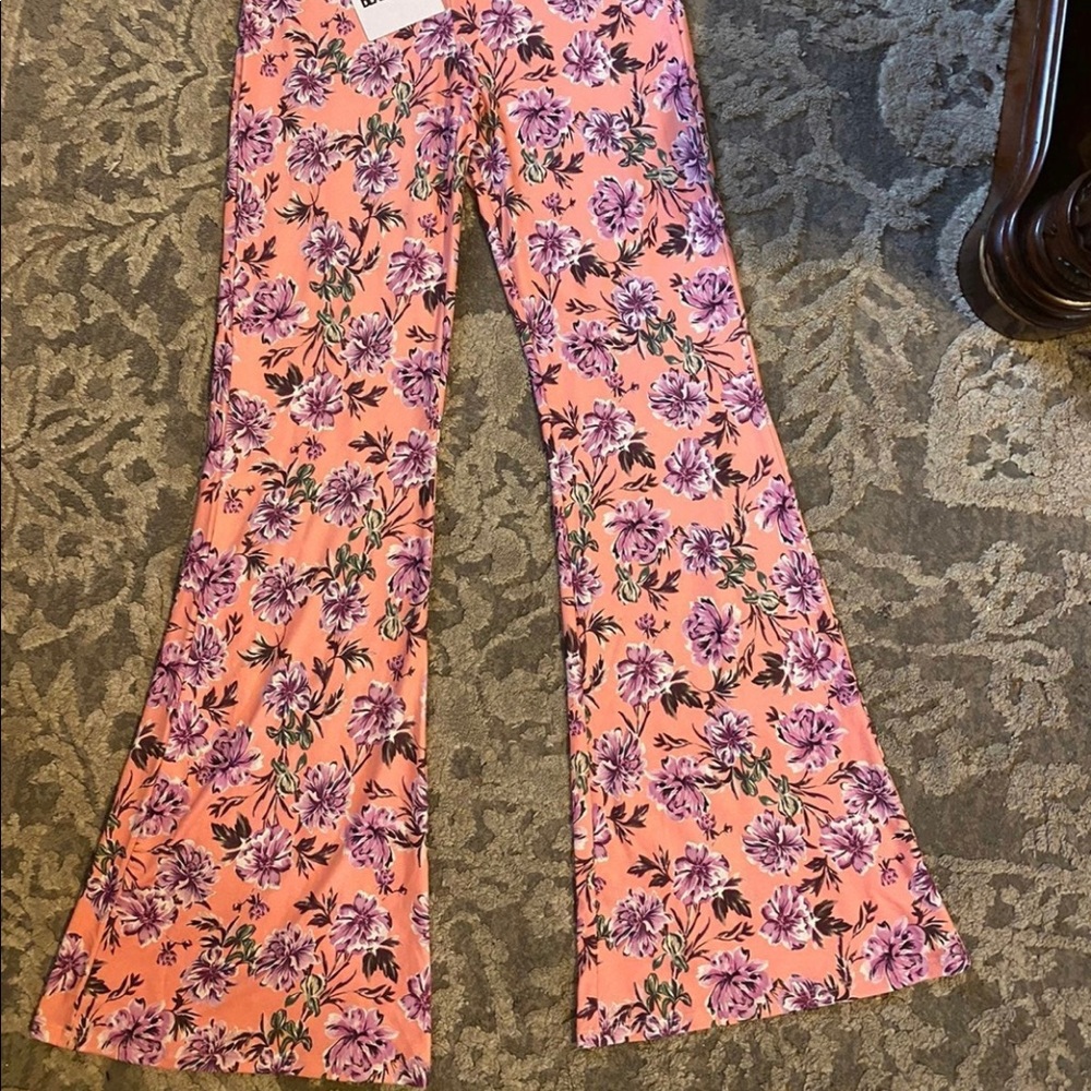 Beach Riot Flare pants - Picture 2 of 7